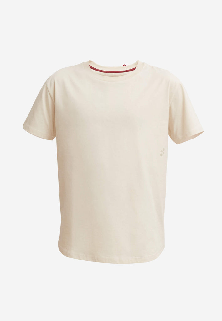 Pyjama T-Shirt in der Farbe „moon white“ für Herren mit Rundhalsausschnitt, leicht abgerundetem Saum und lockerer Passform.