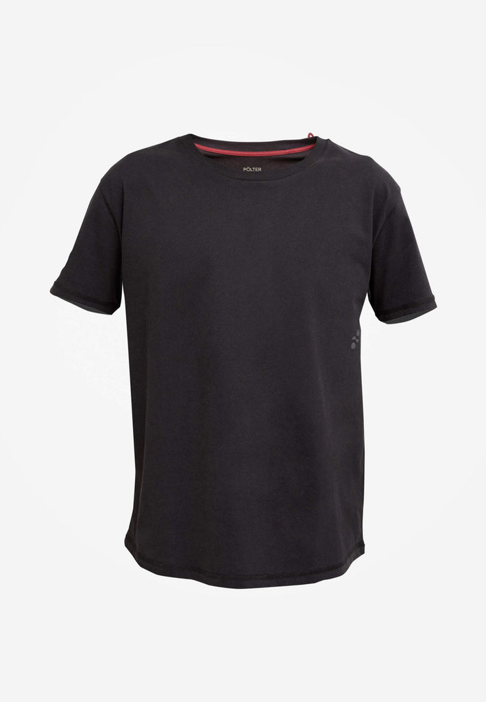 Pyjama T-Shirt in der Farbe „night black“ für Herren mit Rundhalsausschnitt, leicht abgerundetem Saum und lockerer Passform.