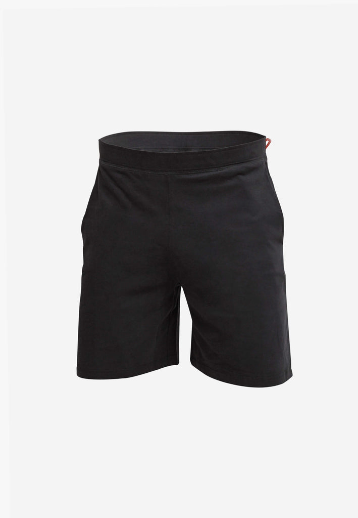 Kurze Pyjama Shorts in der Farbe „night black“ für Herren mit seitlichen Eingrifftaschen.